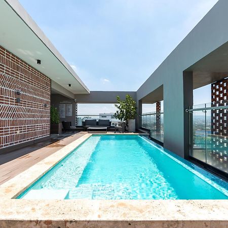 Modern Luxury Condo With Rooftop Pool & Gym Сантяго де лос Кабайерос Екстериор снимка